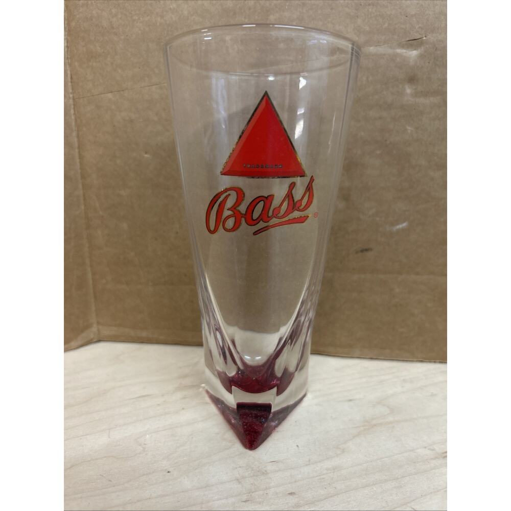 VINTAGE BASS ALE BEER RED TRIANGLE BOTTOM BEER PINT GLASS